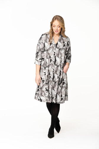 Maarit Short Adanso -mekko