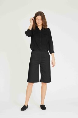Phoebe Turn-Up Loose Shorts