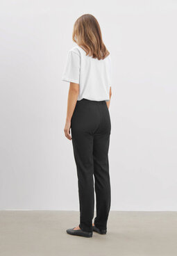 Kelly Regular ML black denim trousers