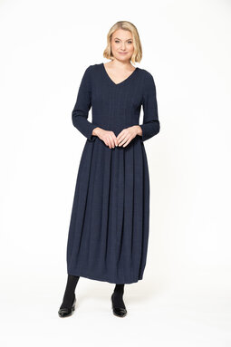 Victoria Vista dress, black