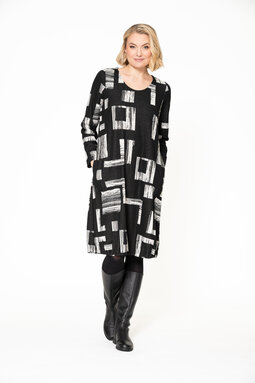 Marissa Well dress