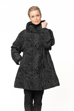 Marta Kaarna coat with thermo wadding