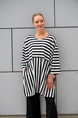 Desmona Stripes -tunika, vain koko M