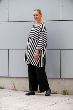 Desmona Stripes -tunika, vain koko M