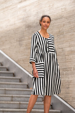 Minerva Stripes -dress
