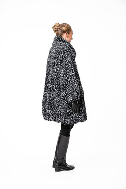 Panda Karu -villakangastakki