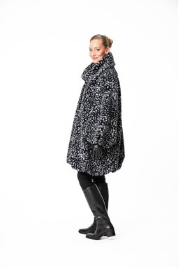 Panda Karu -villakangastakki