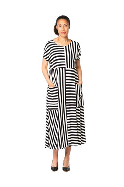 Aida Stripes -mekko, mustavalkoinen