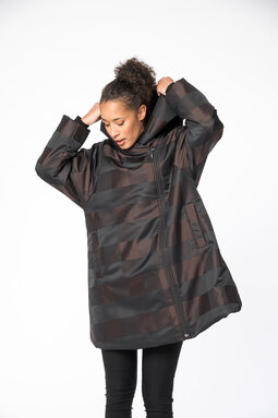 Marta Sky quilted coat, brown