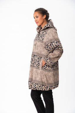 Carmen Sora coat, sand