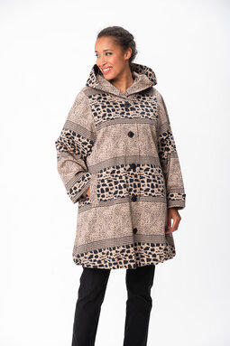 Carmen Sora coat, sand