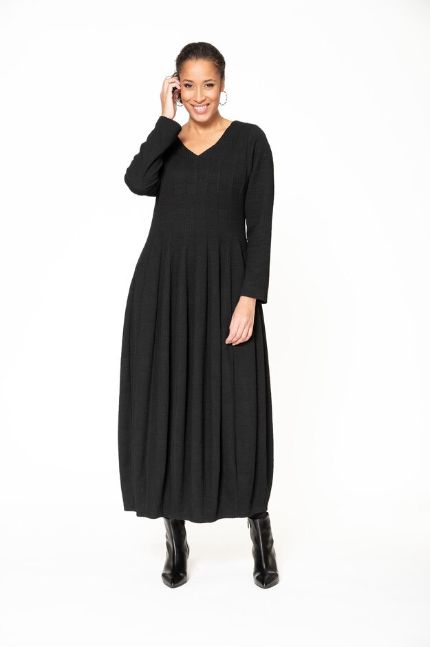 Victoria Vista dress, black