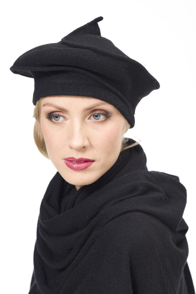 Spiral Beret hat, black