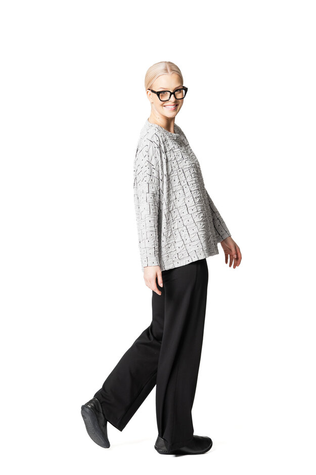 Sara Bari blouse, light grey