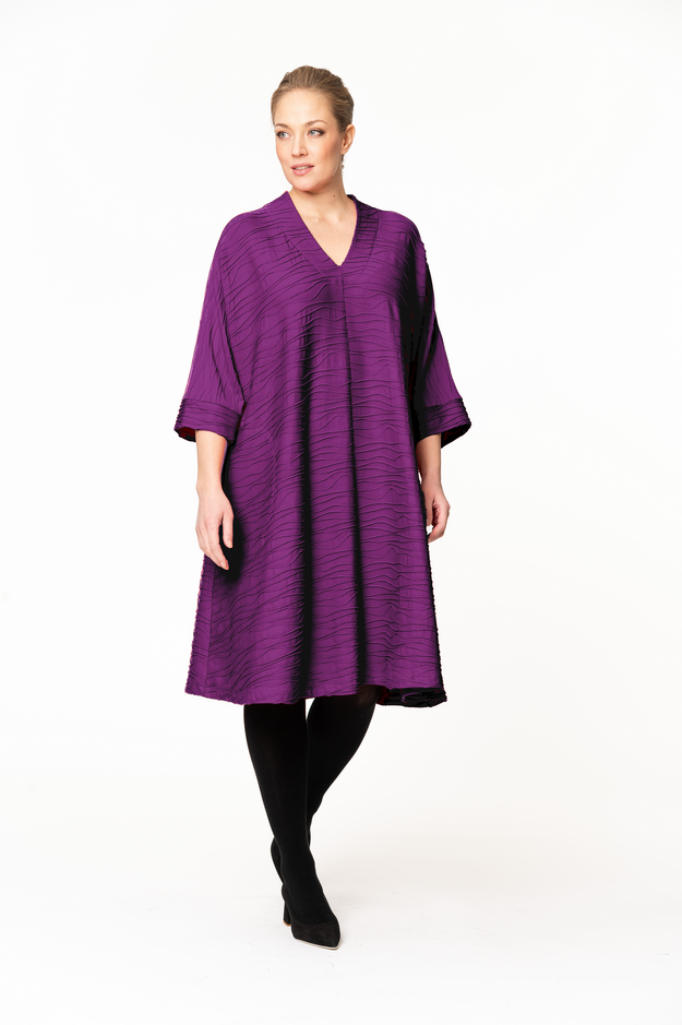 Maarit Short Waves dress, violet
